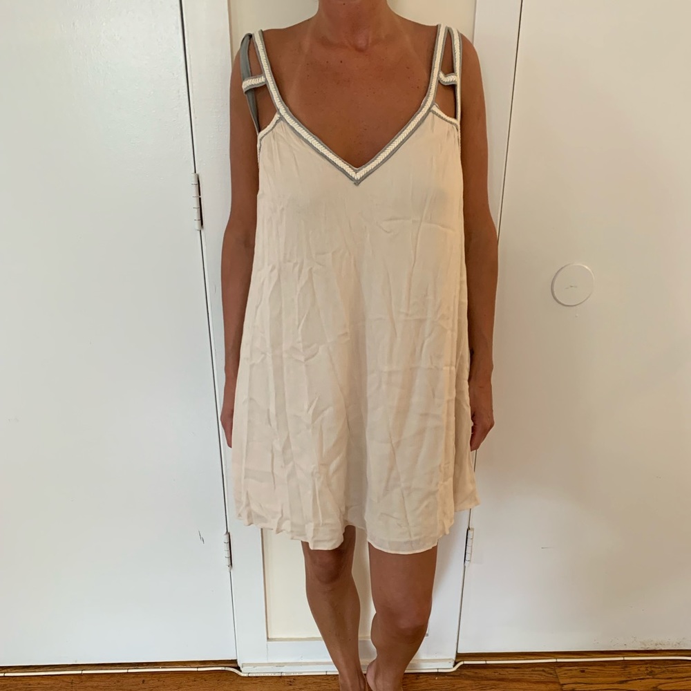 Adorable flowy dress with embellished straps